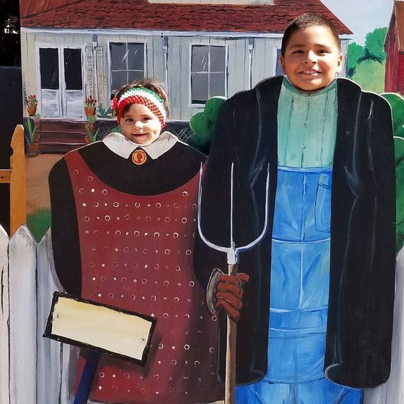 Meet your Posher, Gladys - Picture 1 of 1